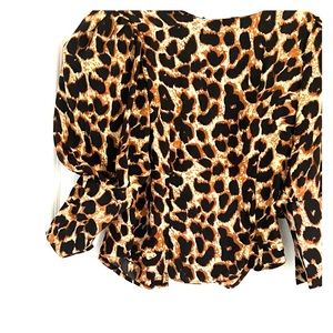Leopard Print Puffed Sleeve Blouse